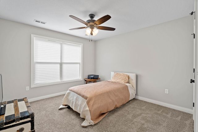 3401 YELLOWWOOD DR, Columbia, MO 65202