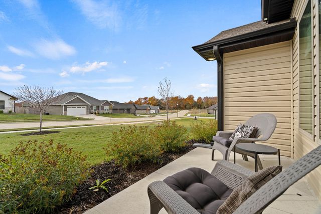 3401 YELLOWWOOD DR, Columbia, MO 65202
