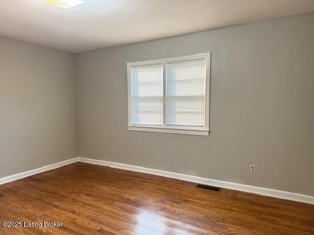 8501 Sally Dr, Louisville, KY 40258