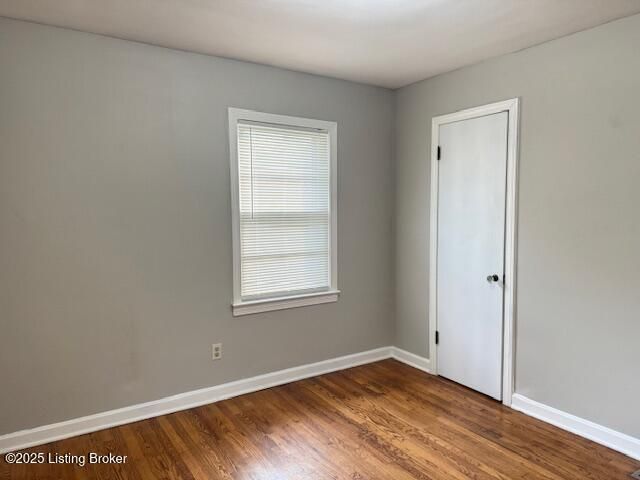 8501 Sally Dr, Louisville, KY 40258