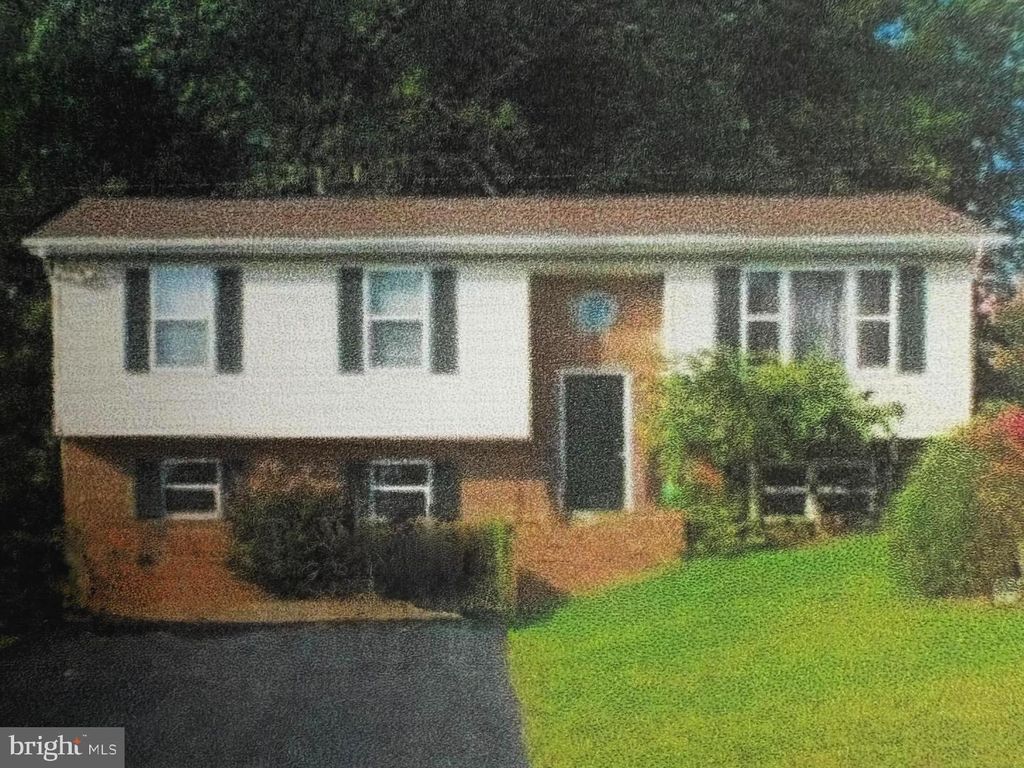 915 COLTON CT, Prince Frederick, MD 20678