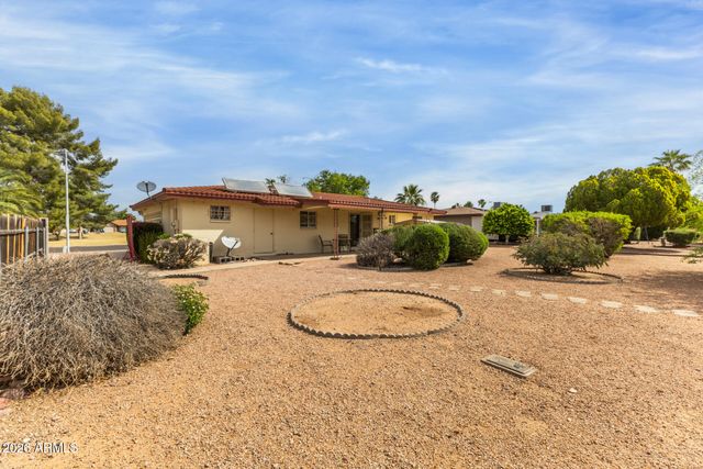 6037 E EVERGREEN Street, Mesa, AZ 85205
