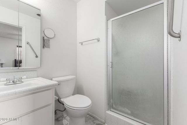 6037 E EVERGREEN Street, Mesa, AZ 85205