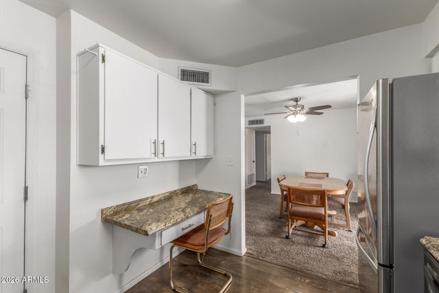 6037 E EVERGREEN Street, Mesa, AZ 85205