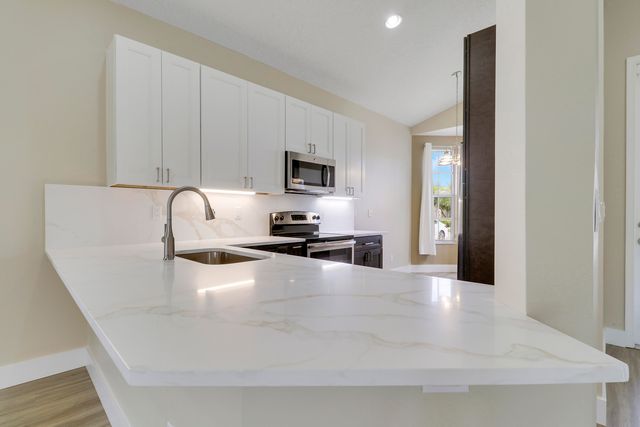 726 SW Aruba Bay, Port St. Lucie, Port St Lucie, FL 34986