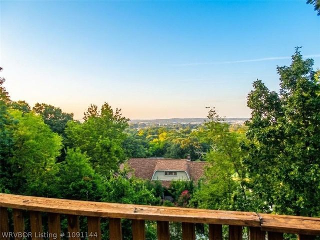 2624 Glen Flora Way, Fort Smith, AR 72908