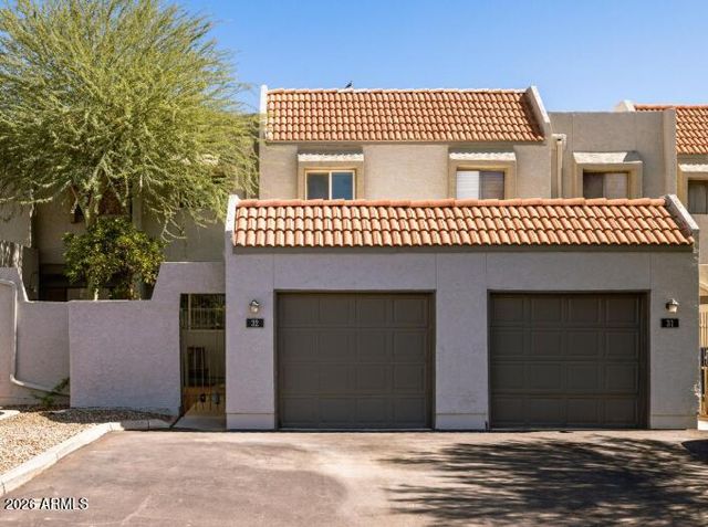 2524 S EL PARADISO Drive 32, Mesa, AZ 85202