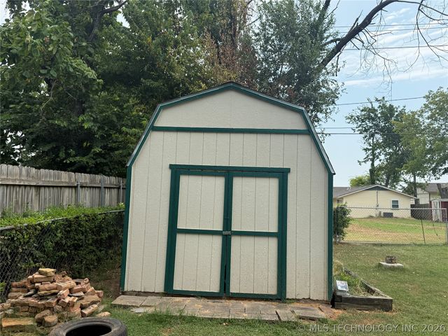 700 Perdue Avenue, Claremore, OK 74017