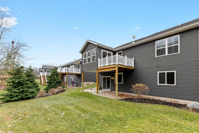 15000 Kingfisher Way, Grand Haven Twp, MI 49417