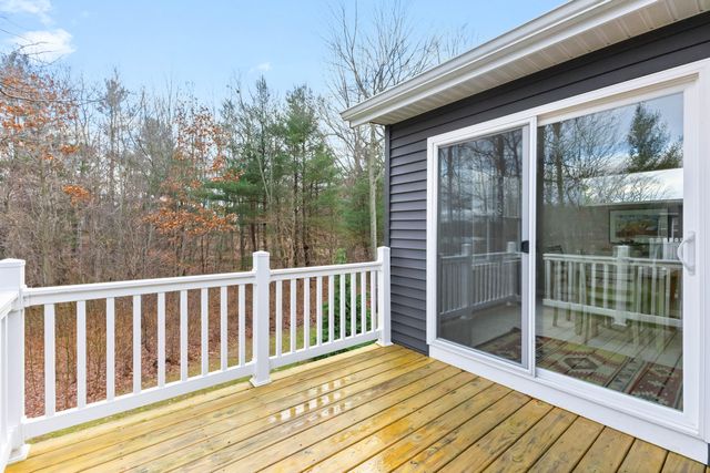 15000 Kingfisher Way, Grand Haven Twp, MI 49417