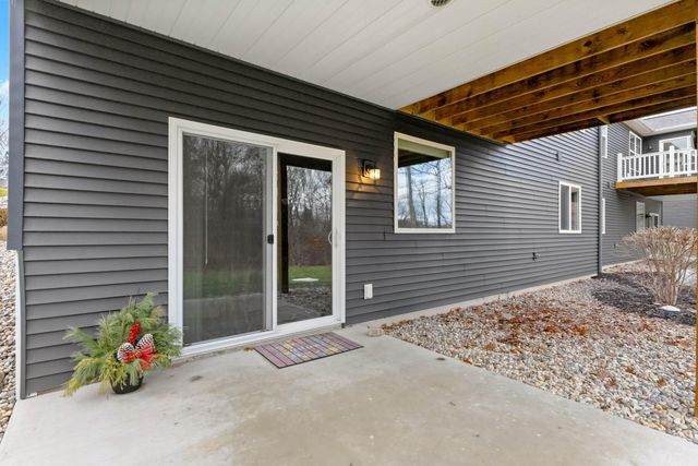 15000 Kingfisher Way, Grand Haven Twp, MI 49417