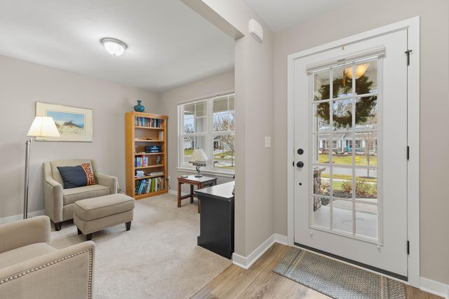 15000 Kingfisher Way, Grand Haven Twp, MI 49417