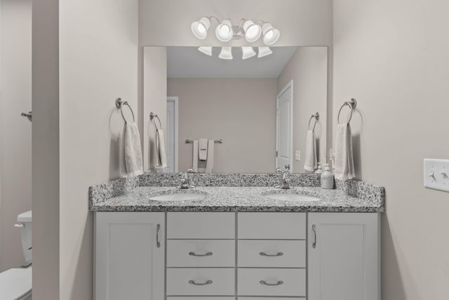 15000 Kingfisher Way, Grand Haven Twp, MI 49417