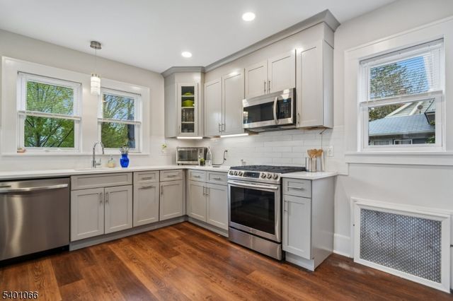 157 Parker Ave, Maplewood Twp., NJ 07040