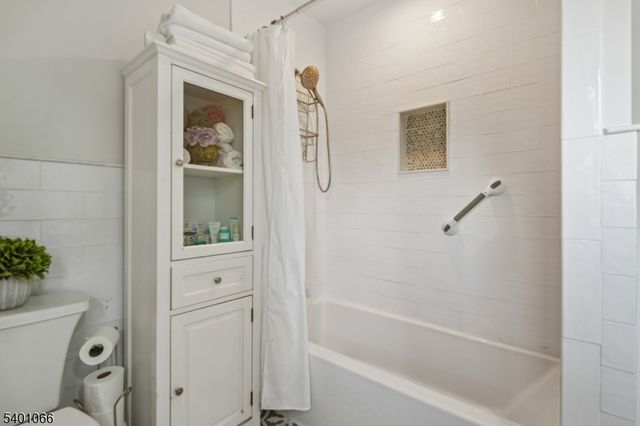 157 Parker Ave, Maplewood Twp., NJ 07040