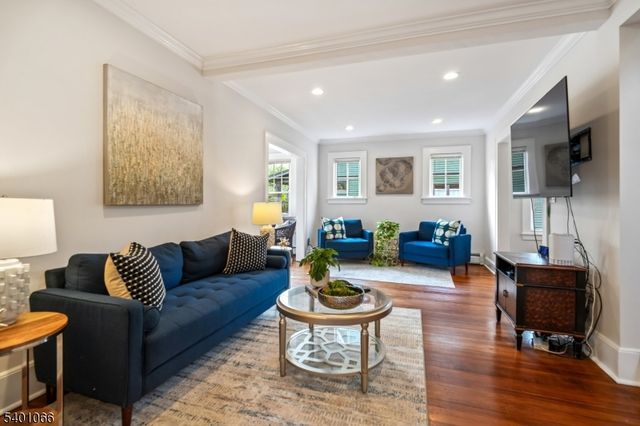 157 Parker Ave, Maplewood Twp., NJ 07040
