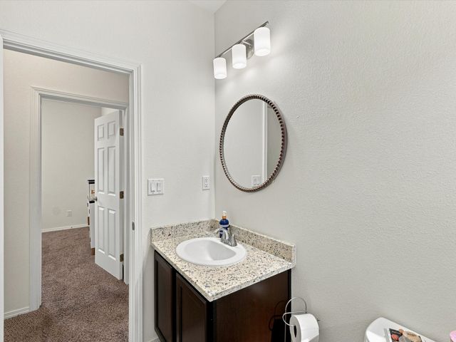 6331 Gannett Dr NE, Rio Rancho, NM 87144