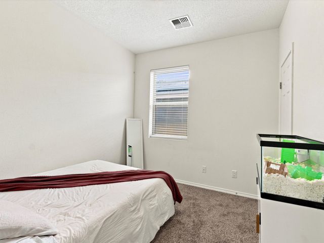 6331 Gannett Dr NE, Rio Rancho, NM 87144