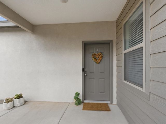 6331 Gannett Dr NE, Rio Rancho, NM 87144