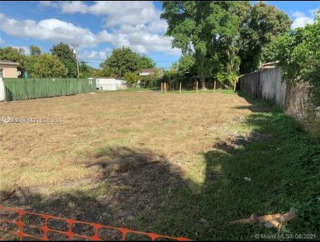 601 sw 44th ct, Miami, FL 33134