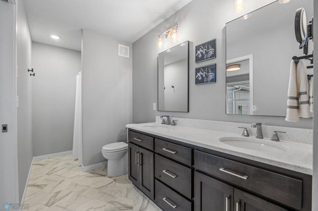 624 10th Avenue N, Fargo, ND 58102