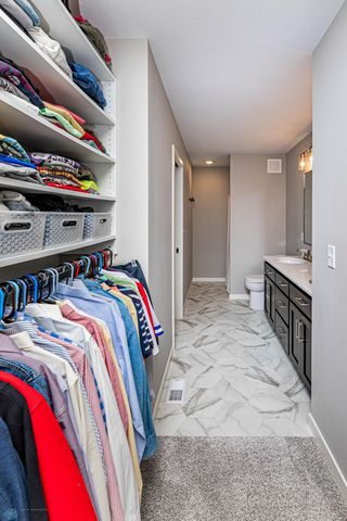 624 10th Avenue N, Fargo, ND 58102