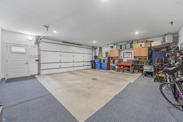 624 10th Avenue N, Fargo, ND 58102