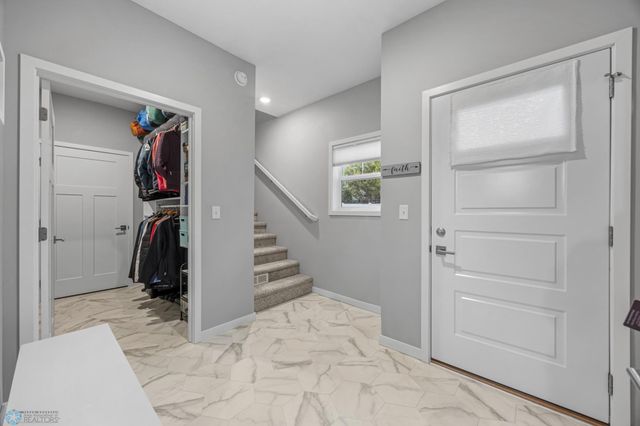 624 10th Avenue N, Fargo, ND 58102