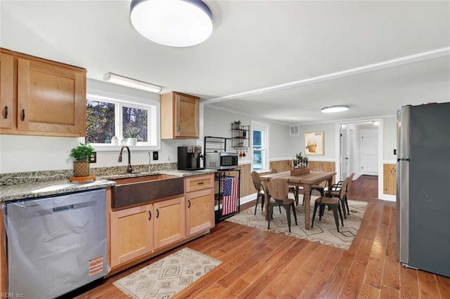 1055 Ridgefield RD, Mathews, VA 23109