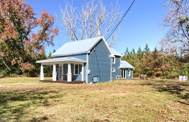 1055 Ridgefield RD, Mathews, VA 23109