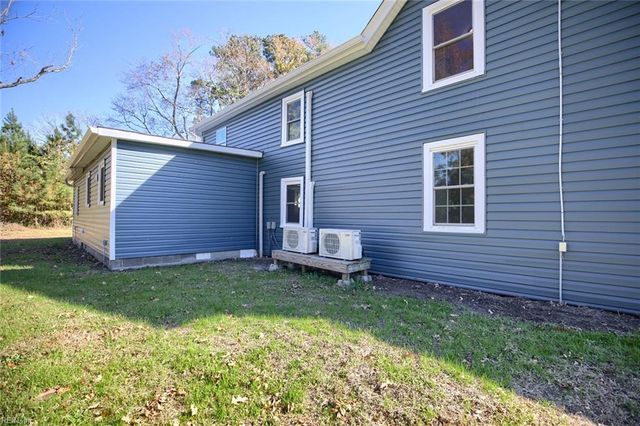 1055 Ridgefield RD, Mathews, VA 23109