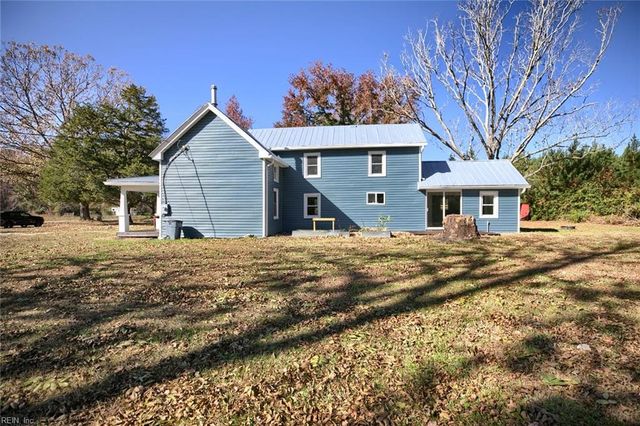 1055 Ridgefield RD, Mathews, VA 23109