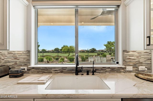 472 E BRACCIANO Avenue, Queen Creek, AZ 85140