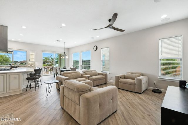 472 E BRACCIANO Avenue, Queen Creek, AZ 85140
