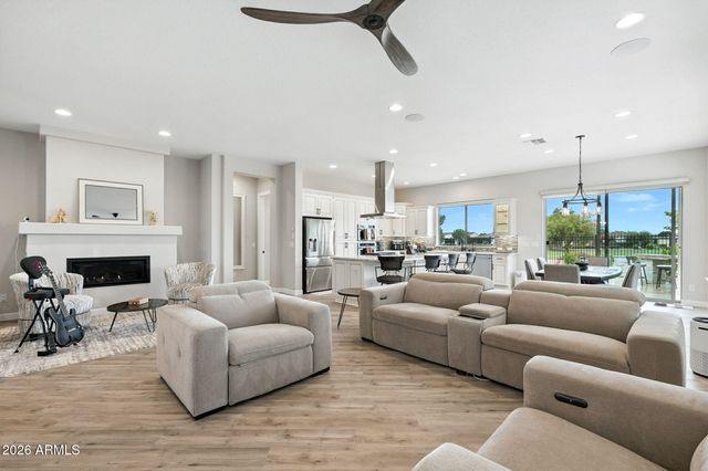 472 E BRACCIANO Avenue, Queen Creek, AZ 85140