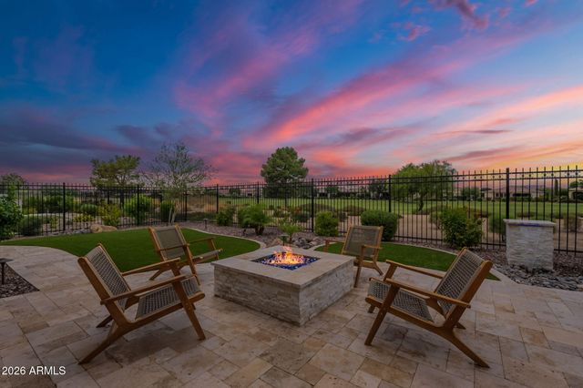 472 E BRACCIANO Avenue, Queen Creek, AZ 85140