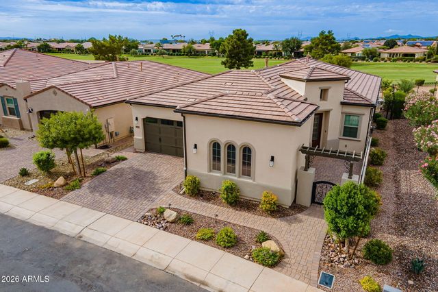472 E BRACCIANO Avenue, Queen Creek, AZ 85140
