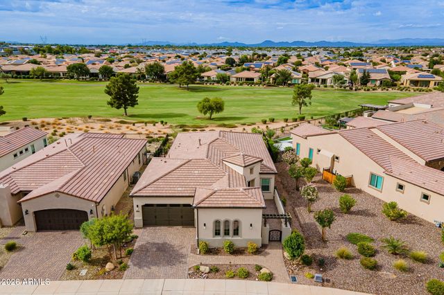 472 E BRACCIANO Avenue, Queen Creek, AZ 85140