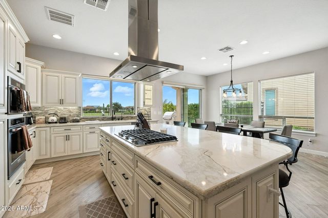 472 E BRACCIANO Avenue, Queen Creek, AZ 85140