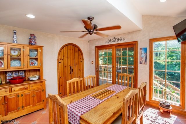 922 US 202 N, Readington Twp., NJ 08853