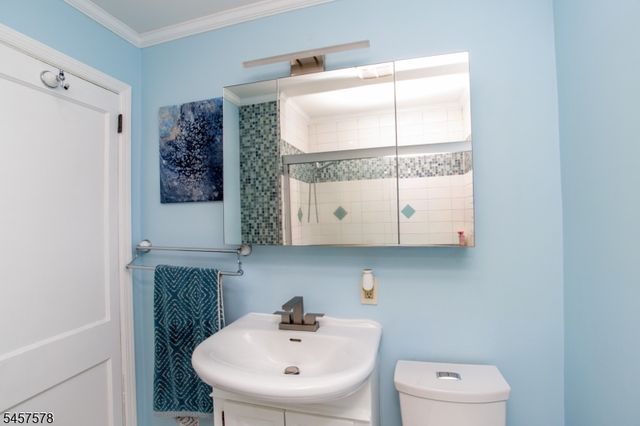 922 US 202 N, Readington Twp., NJ 08853