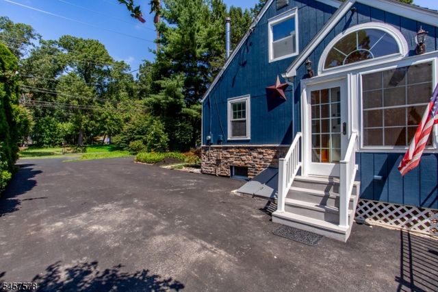 922 US 202 N, Readington Twp., NJ 08853