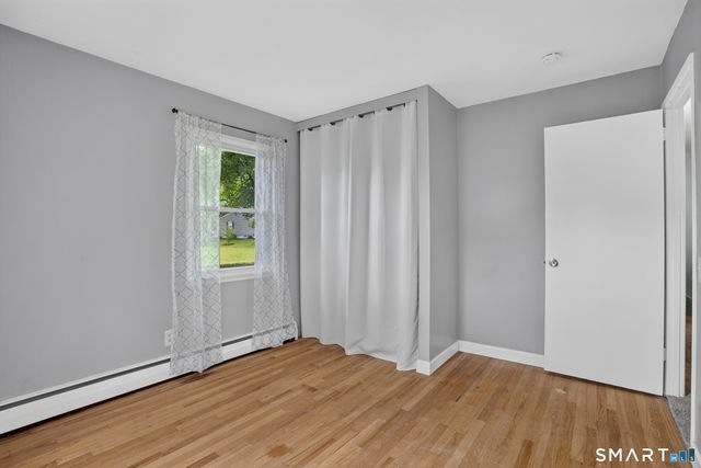 34 Columbia Road, Enfield, CT 06082