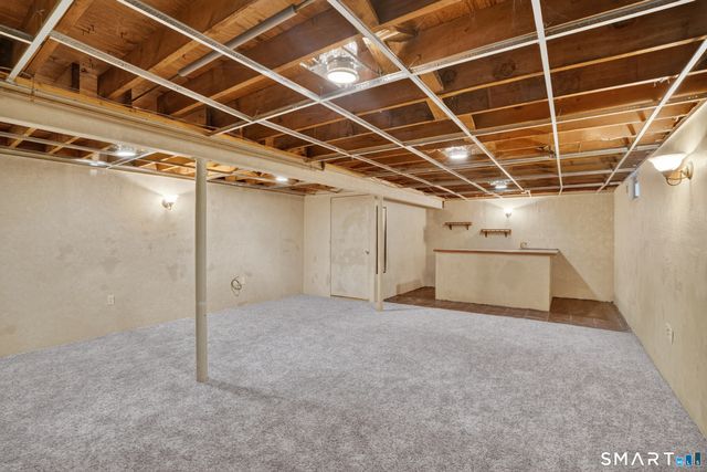 34 Columbia Road, Enfield, CT 06082