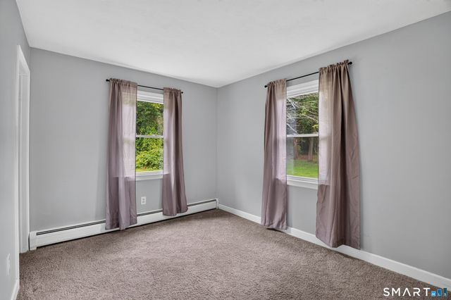 34 Columbia Road, Enfield, CT 06082