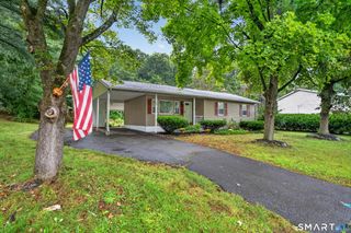 34 Columbia Road, Enfield, CT 06082