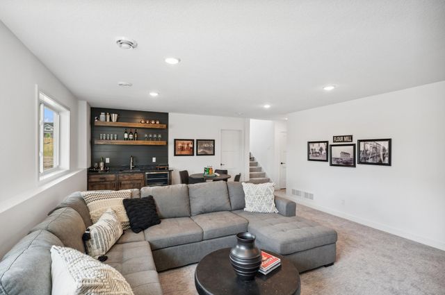 11367 5th Street NE, Hanover, MN 55341