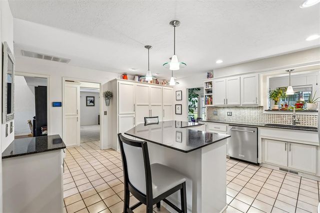 1808 Asbury Place, Norman, OK 73071