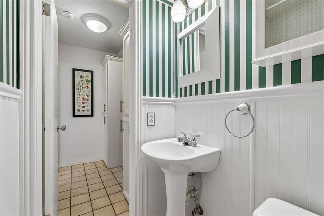 1808 Asbury Place, Norman, OK 73071