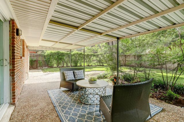 4546 Warm Springs Road, Houston, TX 77035